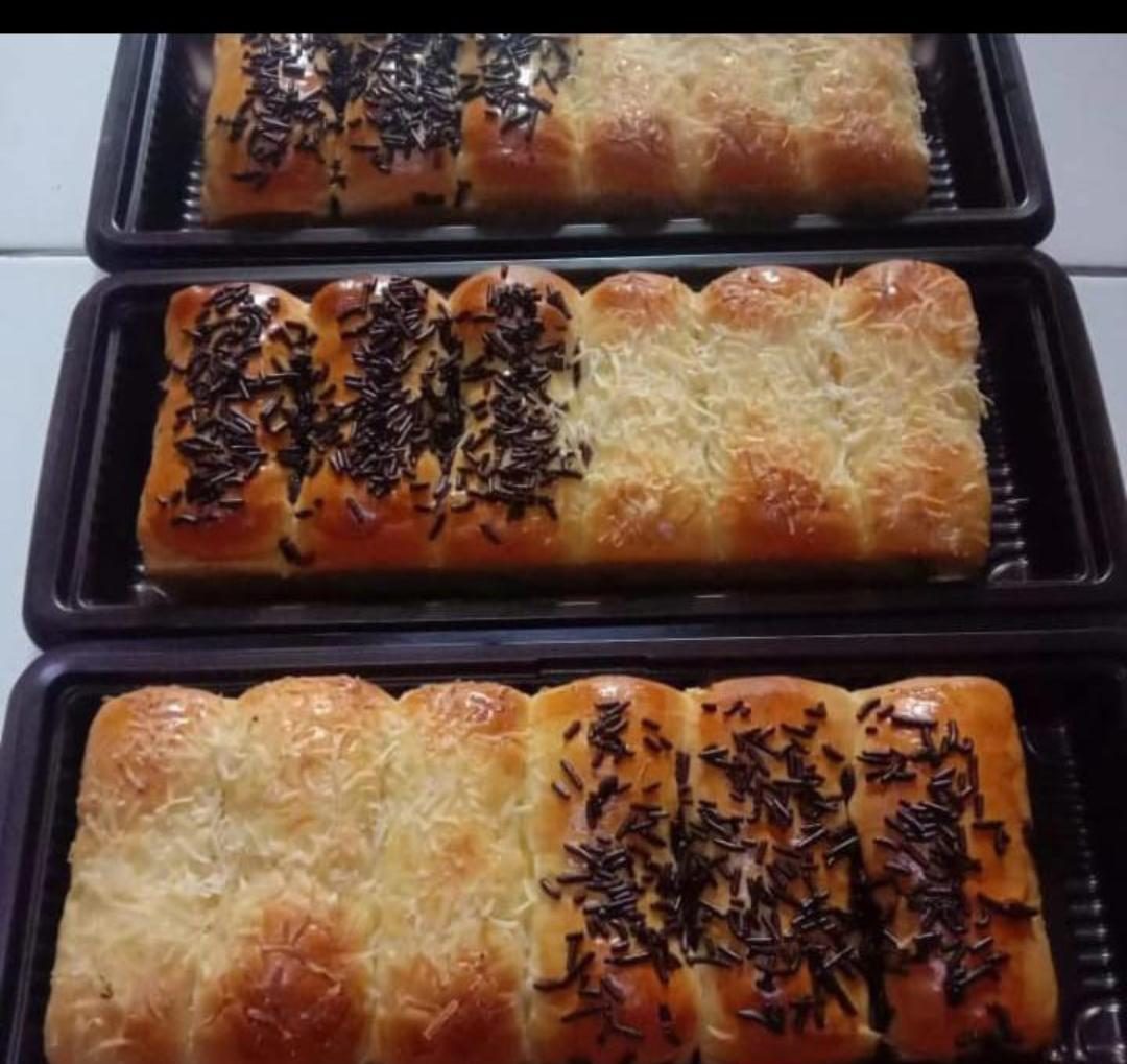 Pizza by Azkha Bakery