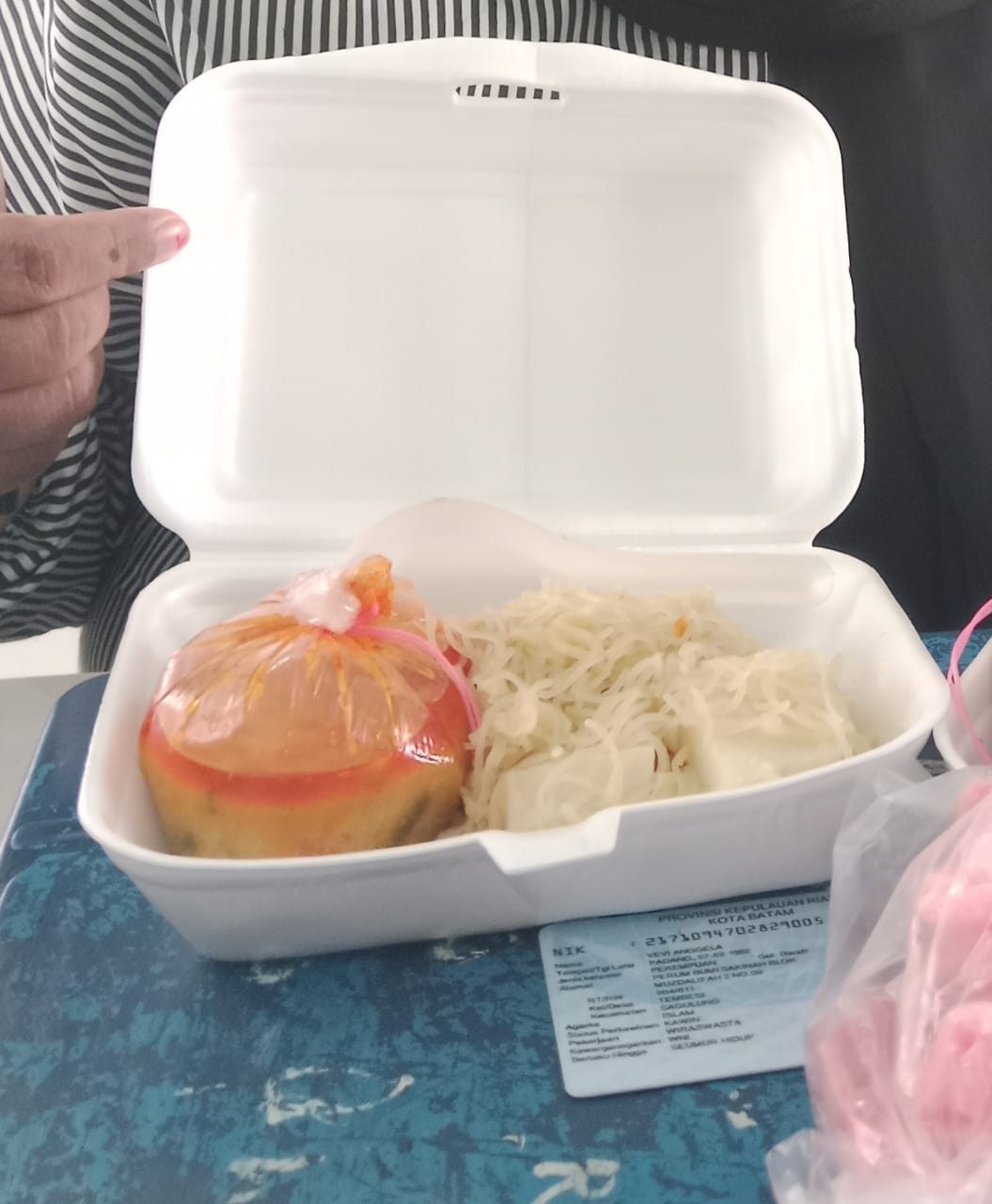 LONTONG SAYUR