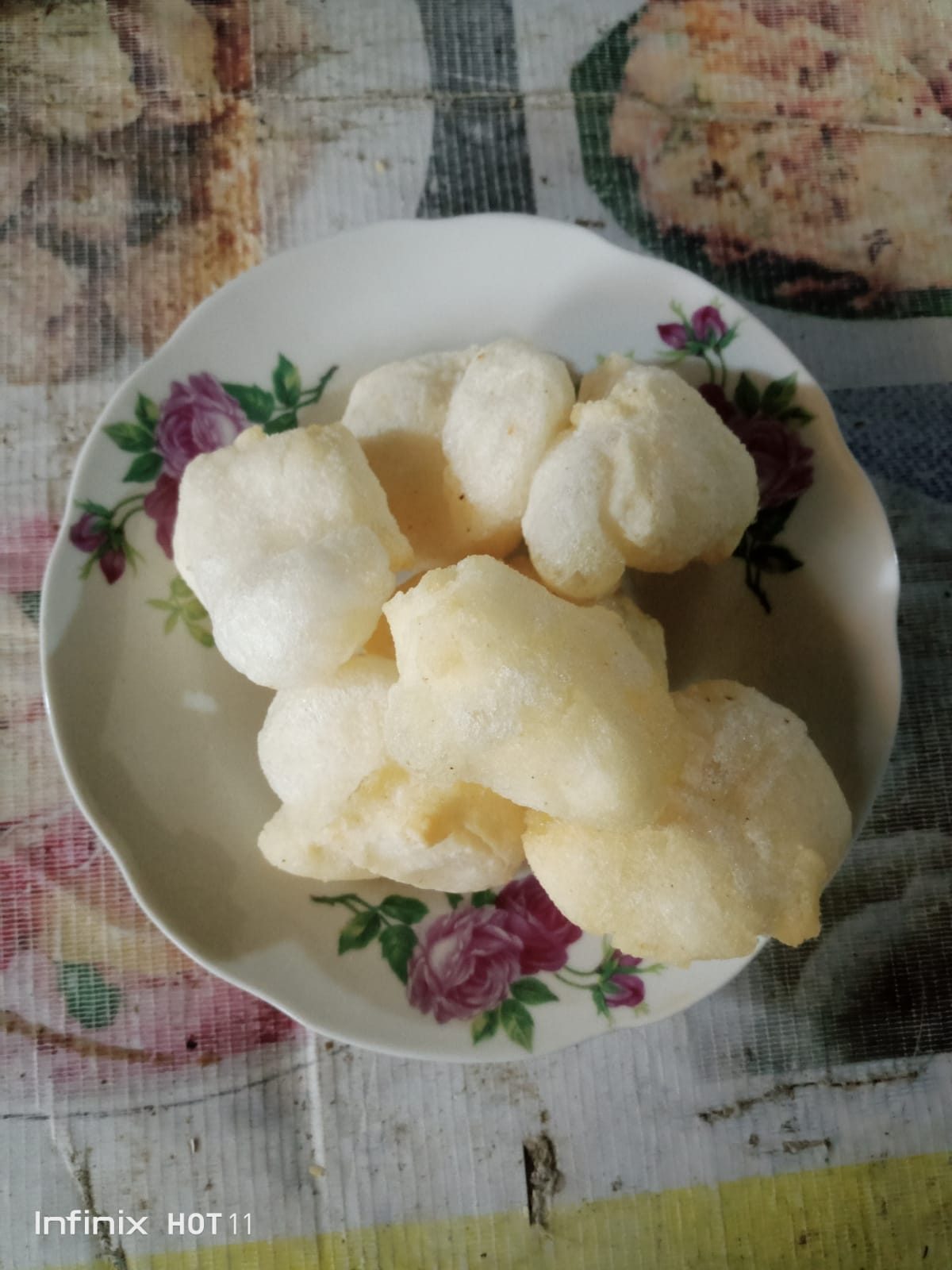 CIRENG ISI AYAM SUWIR
